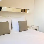 Berg En Bos Hotel